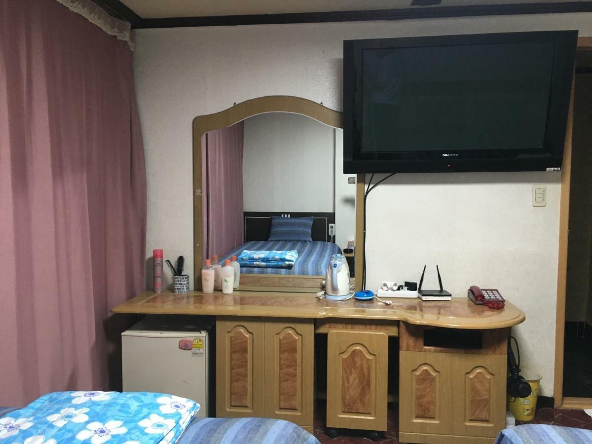Coin Motel Pusan Zewnętrze zdjęcie