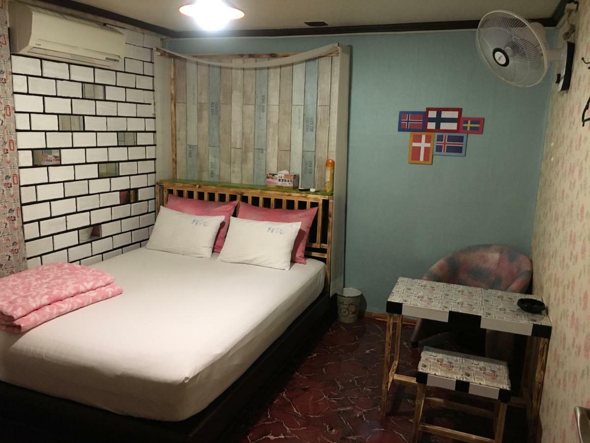 Coin Motel Pusan Zewnętrze zdjęcie